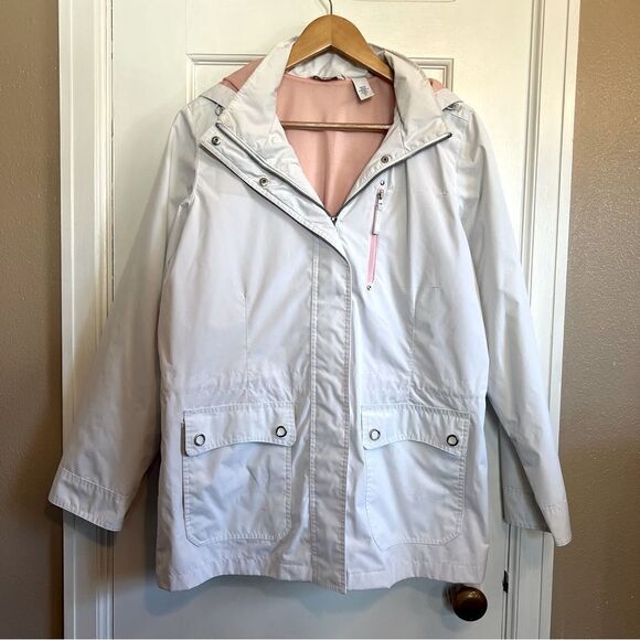 IZOD White and Pink Jacket - Picture 1 of 12